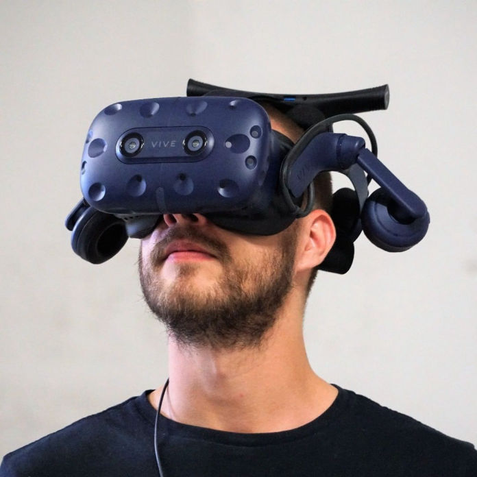 HTC Vive Pro Virtual Reality VR